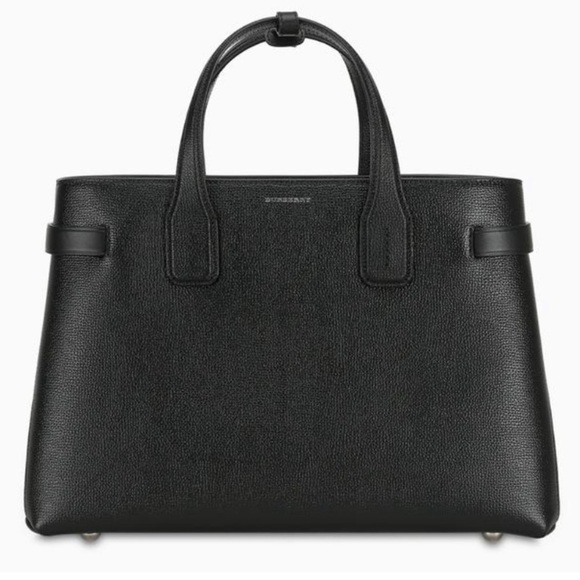 Burberry Handbags - BURBERRY Medium Banner Leather Tote- BLK